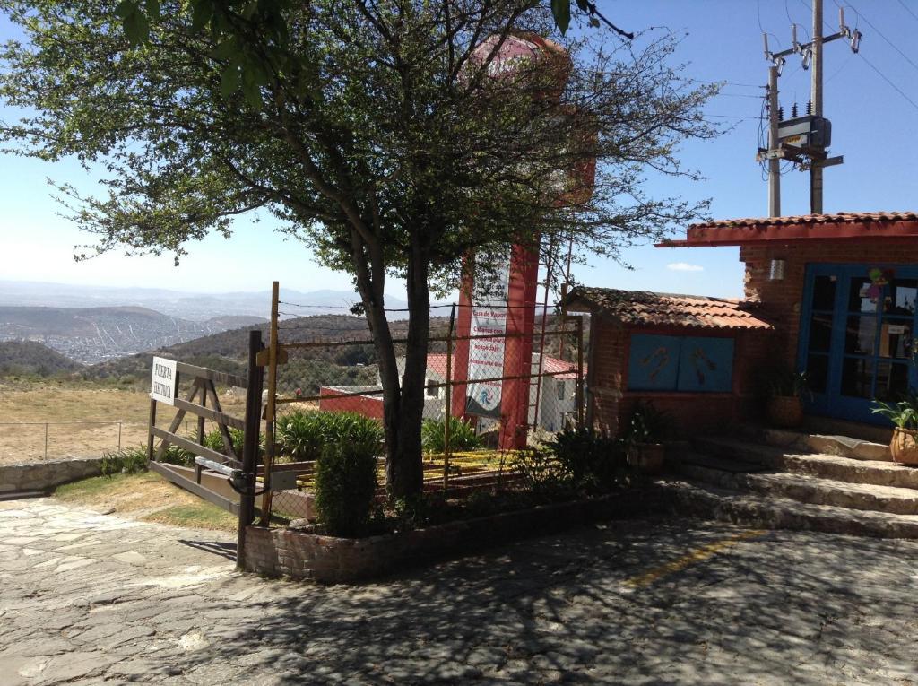 Hotel Villa Alpina El Chalet Pachuca Exteriör bild